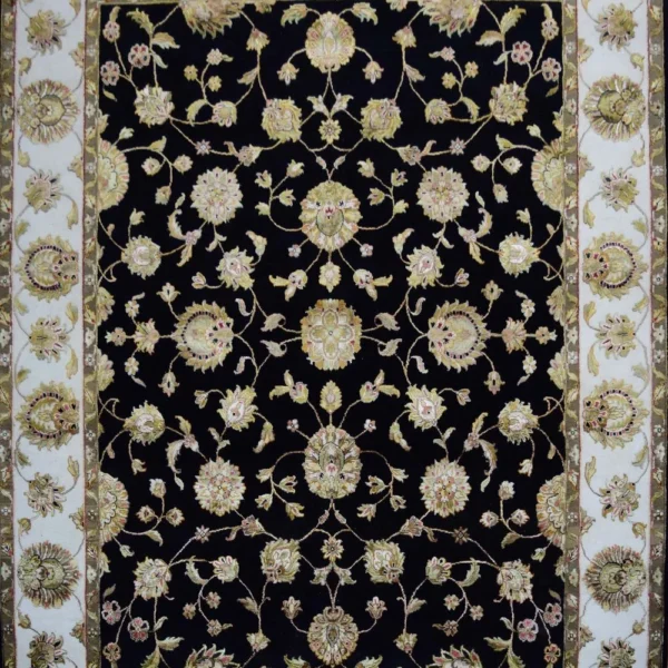 MI-28 Handtufted Rug