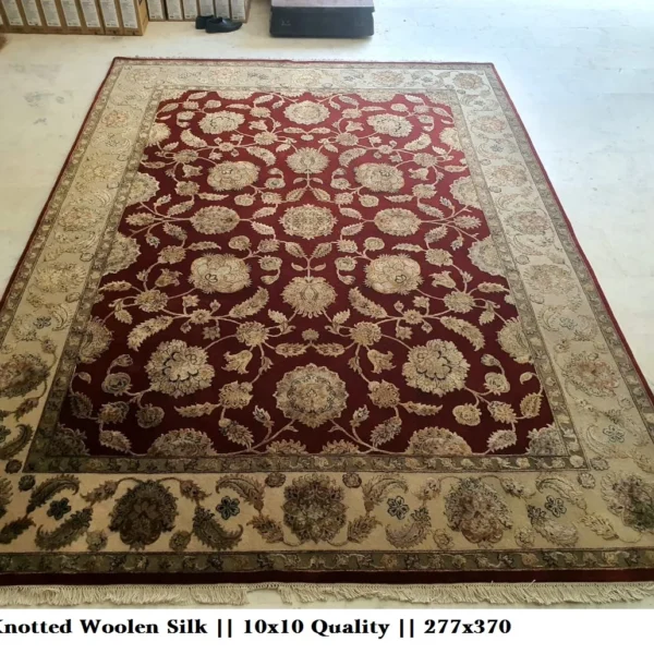 MR-12 Handtufted Rug